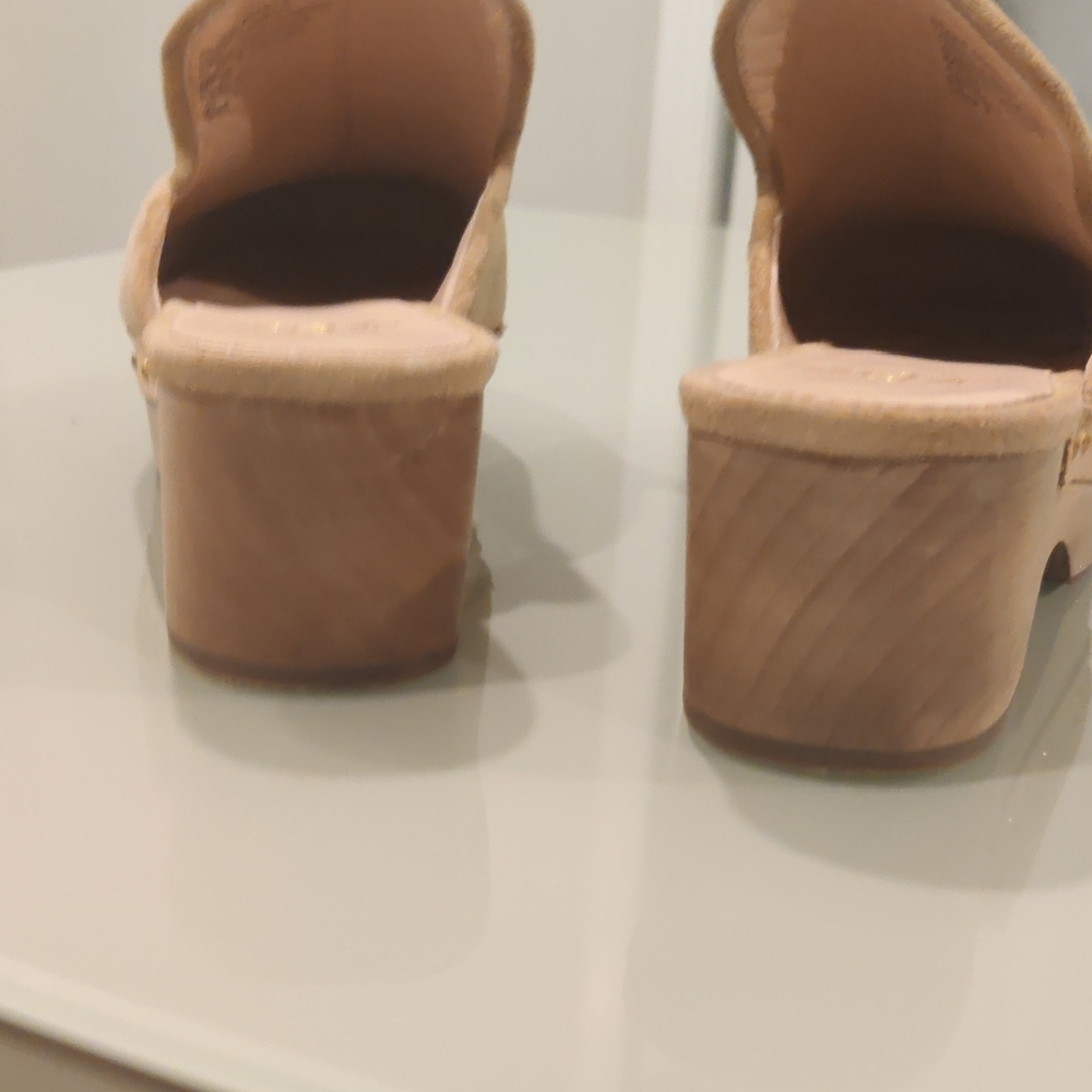 J. Crew Beige Suede Mules with Gold Studs Size 7 - Picture 4 of 11